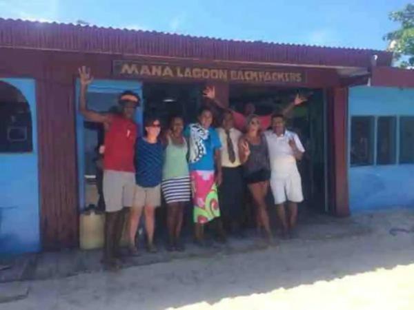 Mana Lagoon Backpackers Villa Exterior photo